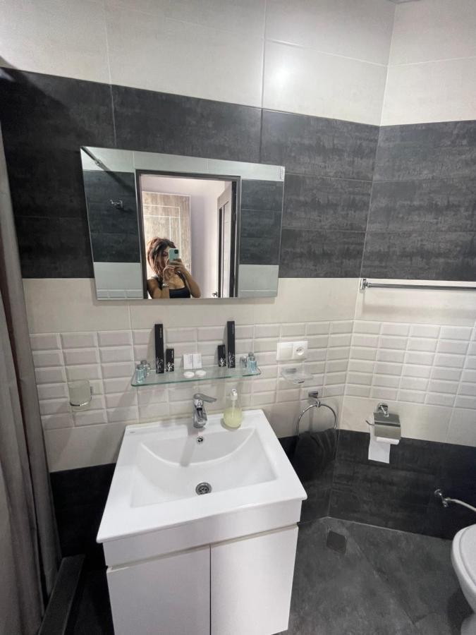 Comfortable Apartment Комфортные Апартаменты Self Check In เยเรวาน ภายนอก รูปภาพ