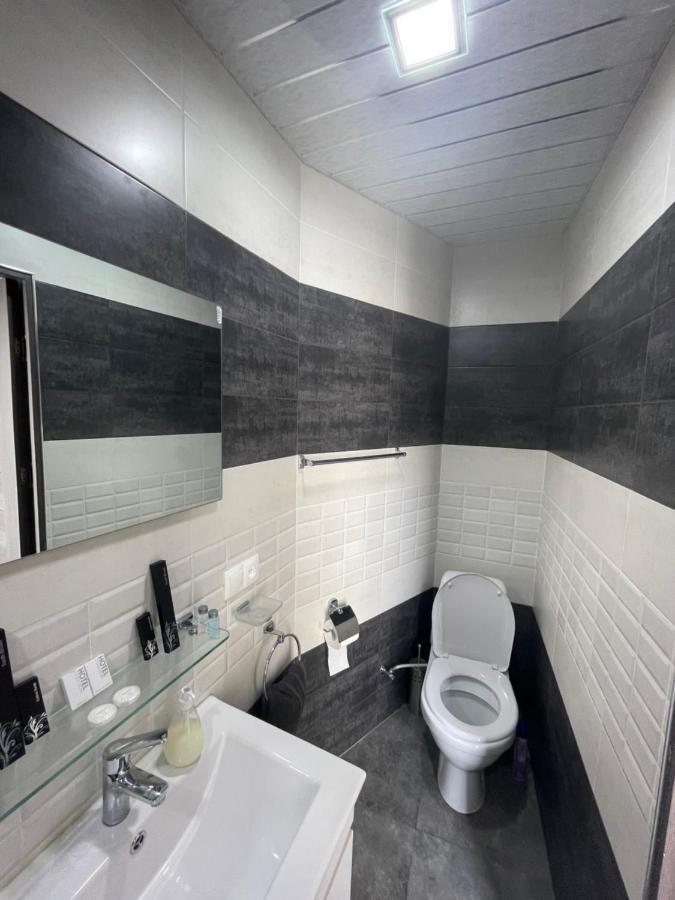 Comfortable Apartment Комфортные Апартаменты Self Check In เยเรวาน ภายนอก รูปภาพ